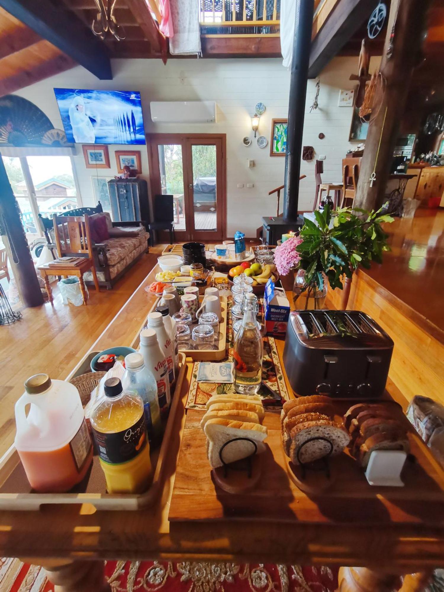 The Goat And Goose Bed & Breakfast Lakes Entrance Bagian luar foto