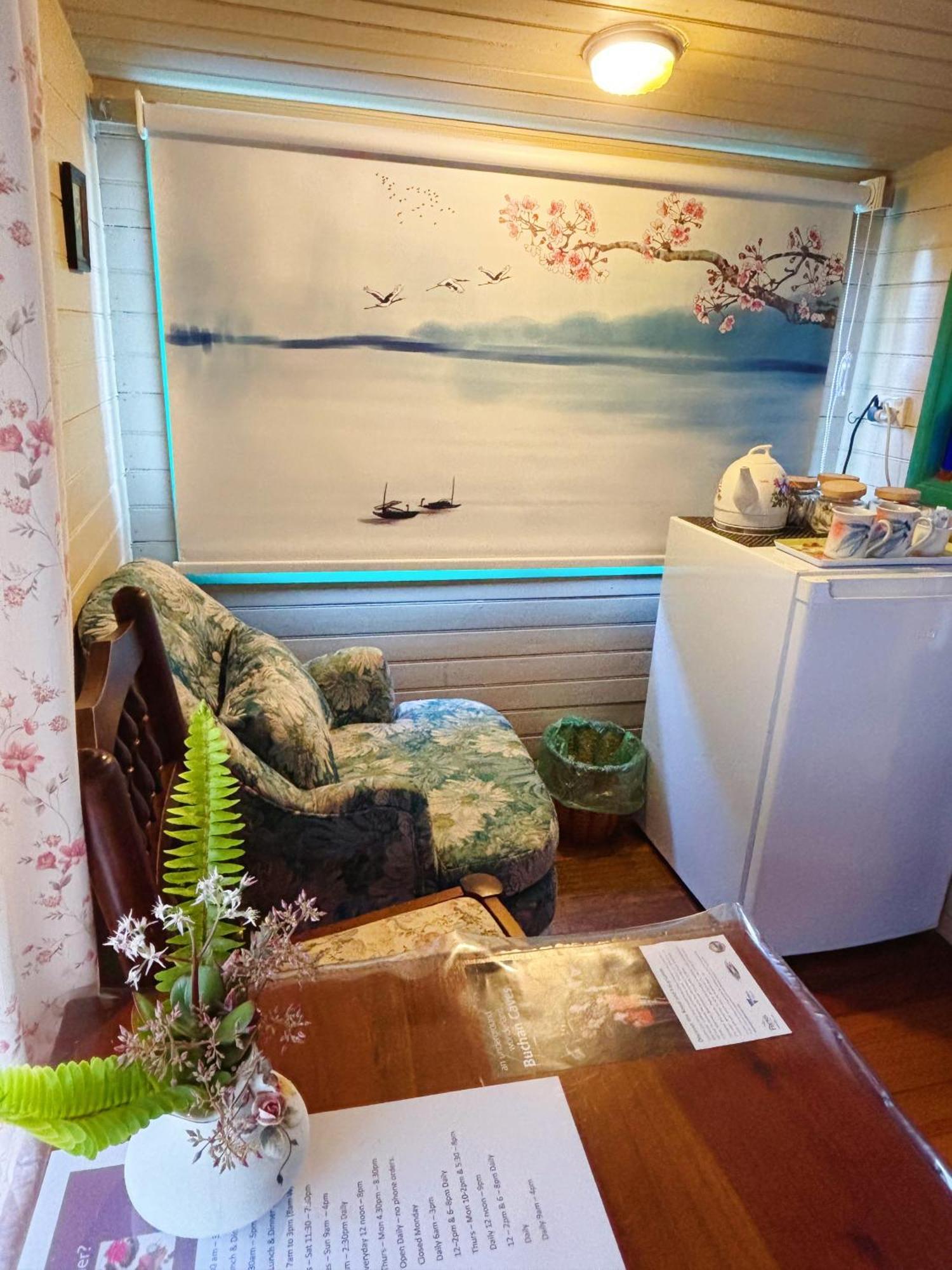 The Goat And Goose Bed & Breakfast Lakes Entrance Bagian luar foto