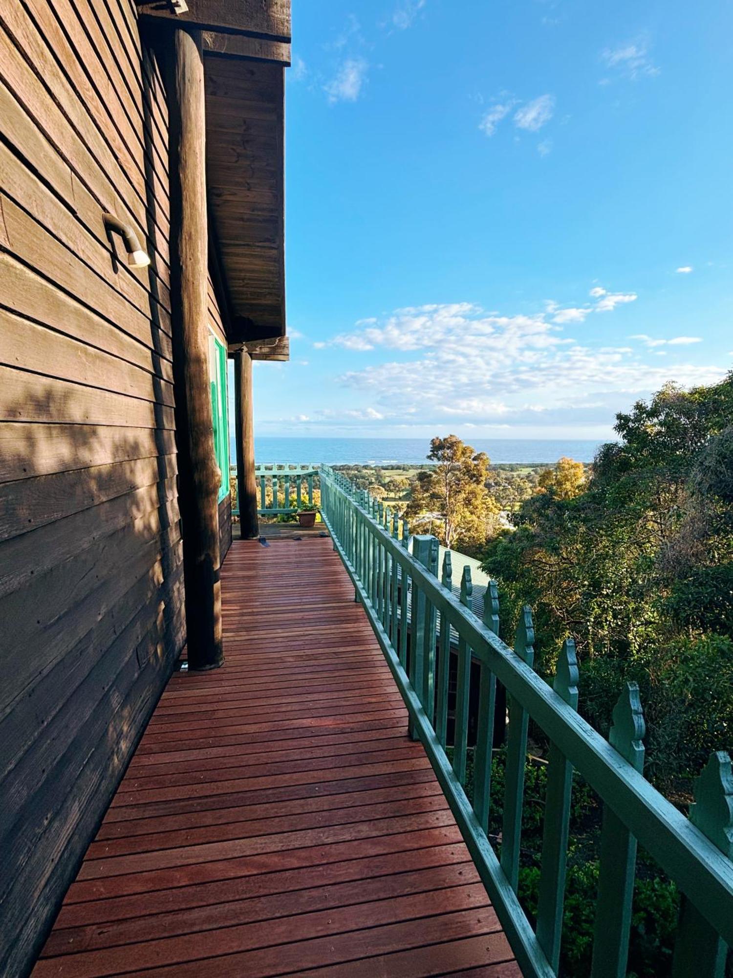 The Goat And Goose Bed & Breakfast Lakes Entrance Bagian luar foto