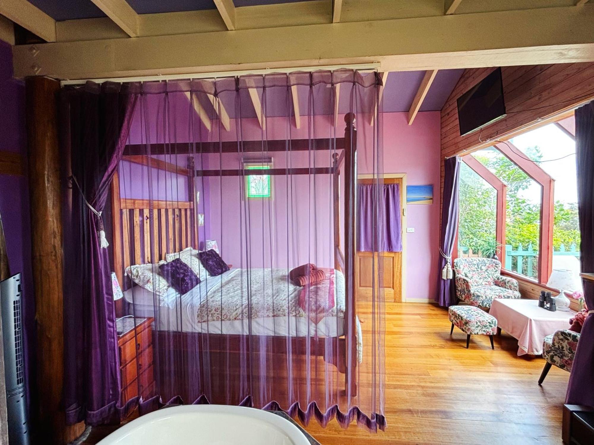 The Goat And Goose Bed & Breakfast Lakes Entrance Bagian luar foto