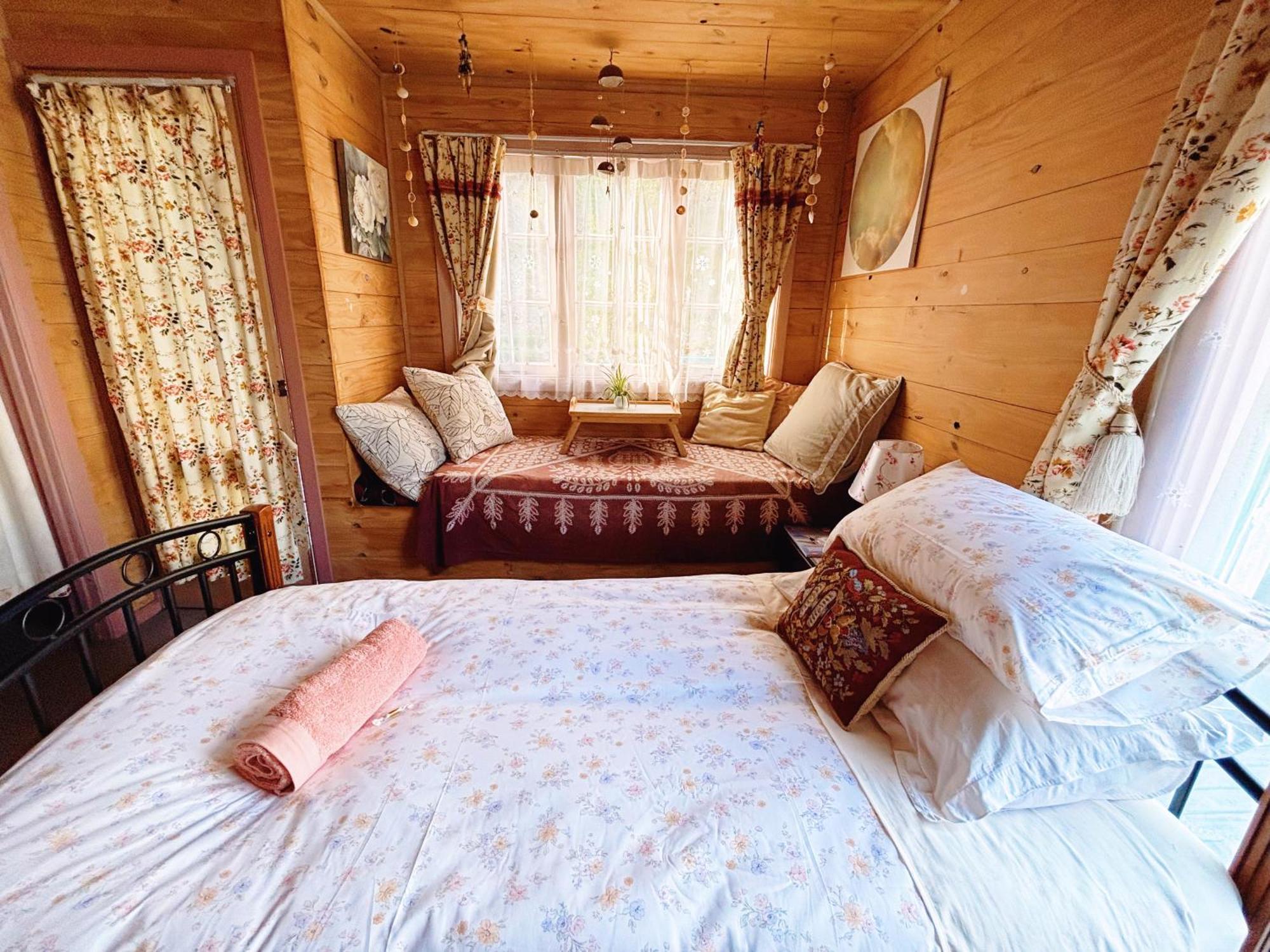 The Goat And Goose Bed & Breakfast Lakes Entrance Bagian luar foto